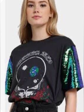 Topshop Gray Graphic Tee with Sequin Sleeves SZ 4/6